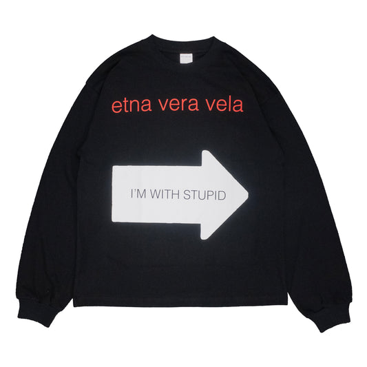I’m with stupid longsleeve (black)