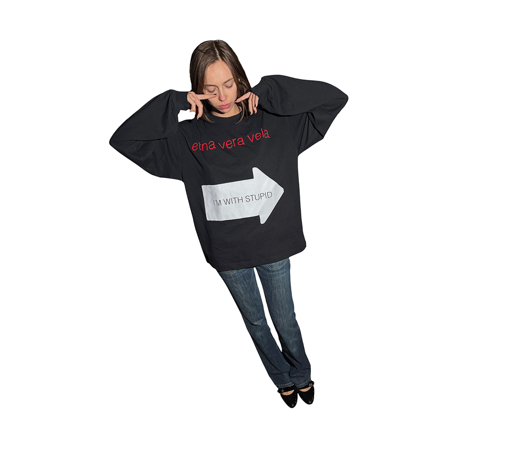 I’m with stupid longsleeve (black)